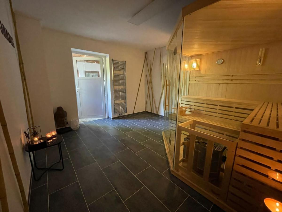 Stilvolle Wellness-Ferienwohnung In Neef Whirlpool, Sauna, Grill, Fitness, Billard & Moselblick Exterior foto